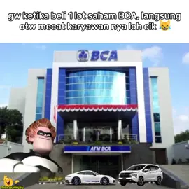 si Ilham knp jir 😹  Sini sini gw jelasin👇🏻 Kalau lu beli 1 lot saham BCA (100 lembar), lu sah jadi “pemilik” BCA… tapi porsinya super duper kecil banget.  Jadi meskipun sah pemilik, lu nggak bisa seenaknya ngurus perusahaan, apalagi sampai nyuruh HRD pecat karyawan 🤣. Benefit yang lu dapet kalau membeli saham: Dapet dividen kalau dibagi Bisa ikut RUPS (rapat pemegang saham), tapi suara kamu kecil banget Jual saham kalau mau untung Nah, yang bisa beneran mutusin siapa direksi, siapa komisaris, bahkan arah perusahaan itu ya pemegang saham gede (kayak keluarga Hartono). Kalau kita cuma punya 1 lot, ibaratnya kayak penonton di stadion: tetep punya tiket, tapi nggak bisa ngatur jalannya pertandingan #fyp #meme #memepengetahuan #saham #viral 