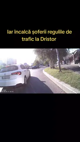 Nu știu cum șoferii încalcă regulile de trafic zilnic dar haterii o sa zică ca tot Bicicliștii sunt de vina.... #bicicleta #trafic #liniedubla #DreaptaLaDristor #Bolt yep... 