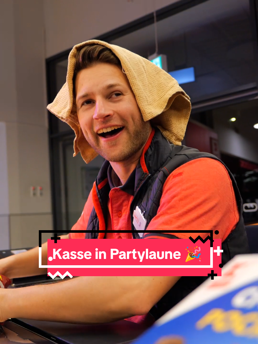 Das passiert wenn @Micha von der Rampe ans Kassenband gesetzt wird. 🤣 Wie findest du den Beat? #kaufland #HierBinIchRichtig