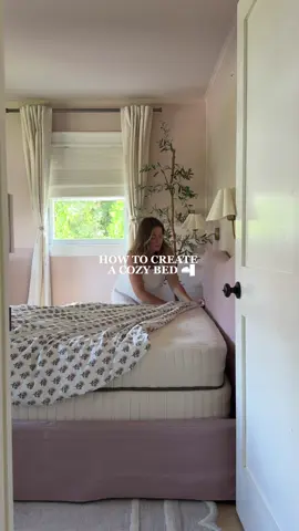 a cozy bed for our little girl 🤍 #beddingsets #howtomakeabed #makingabed 