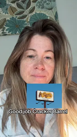 @Cracker Barrel good job!!!! @McDonald’s let’s follow suit, @tacobell let’s go retro it was so much better! Many of these places look as blah as the food went, how about we try again. How about we have a do over! #crackerbarrel #mcdonalds #tacobell #retro #goback #colorful 
