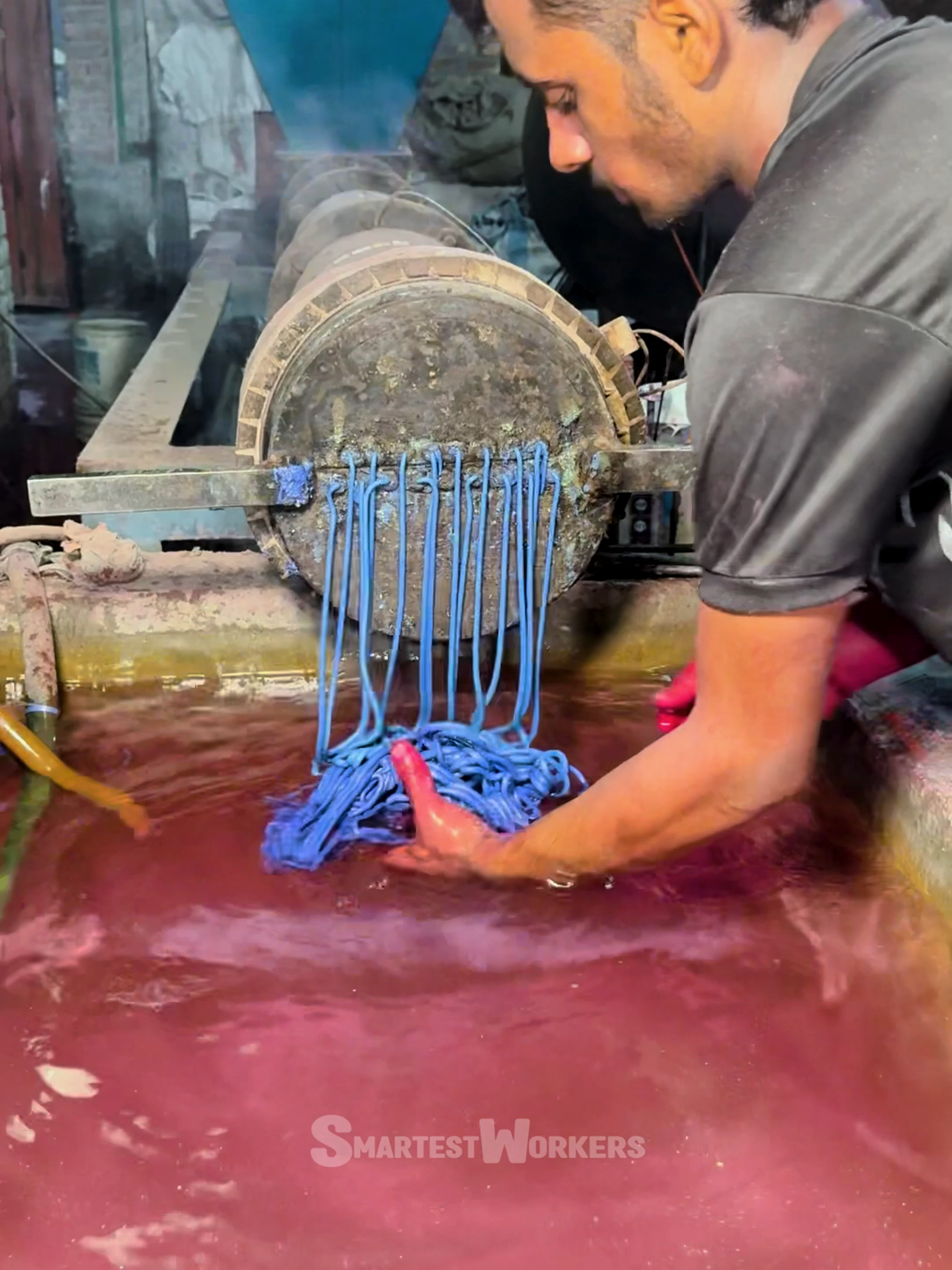 Recycling Waste Plastic to Make Blue Pellets