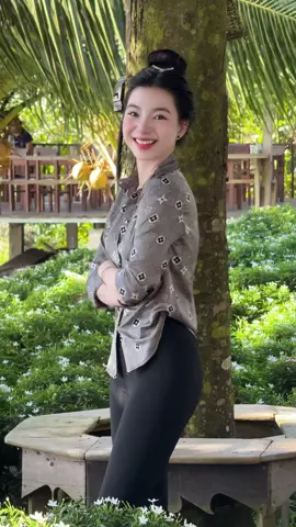 Có ai con gái miền tây mà hông biết uống lúa mạch hông ta🤭