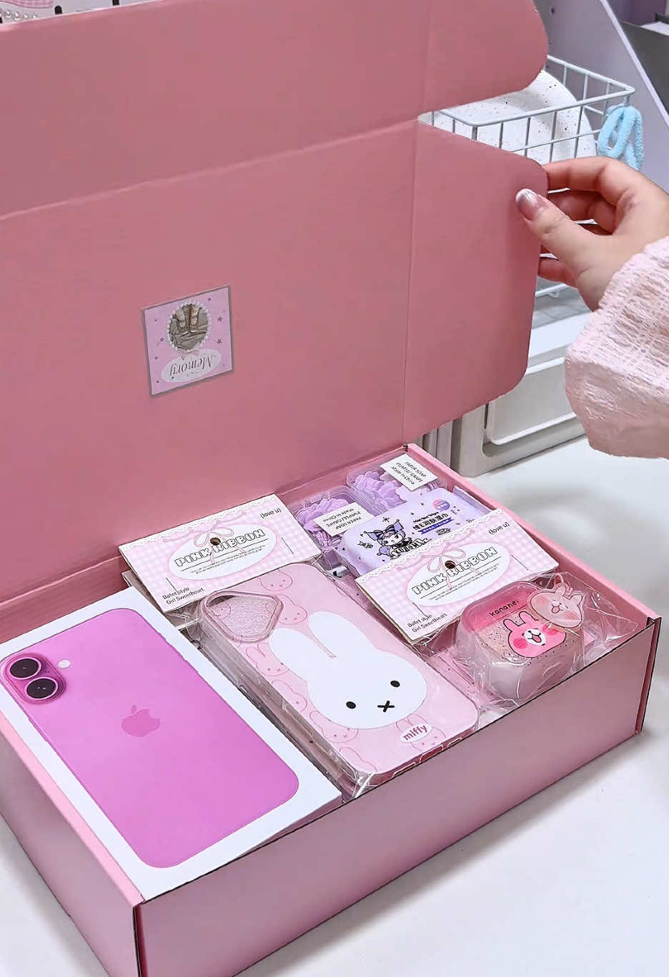 ASMR iPhone 16 gift box packaging #packing #packingorders #asmr #packingasmr #asmrsounds #iphone #iphonegiftbox #phonecase 
