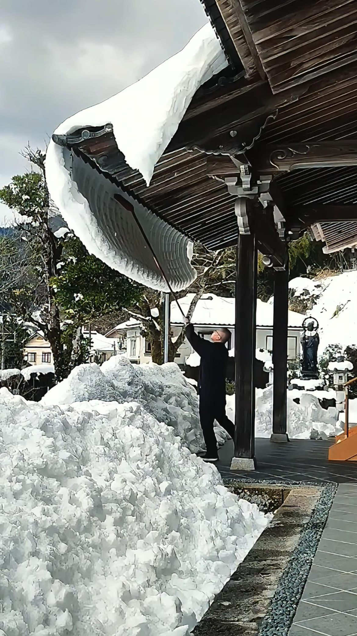 Satisfactory snow removal #satisfying #asmr #ice #snow #fyp #fypシ #oddlysatisfying 