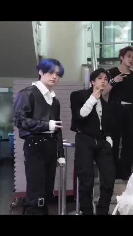 Lee Know is always there #leeknow #hanjisung #minsung #felix #straykids 