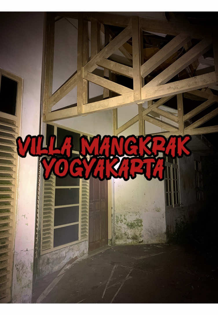 MISTERI VILLA MANGKRAK YOGYAKARTA #dmisteryofficial #villapocong #villaangker #villaterbengkalai #yogyakarta 