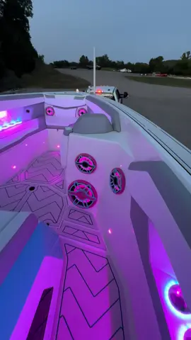 What do you think about this colors?  AMP 433 in Lake of the Ozarkes