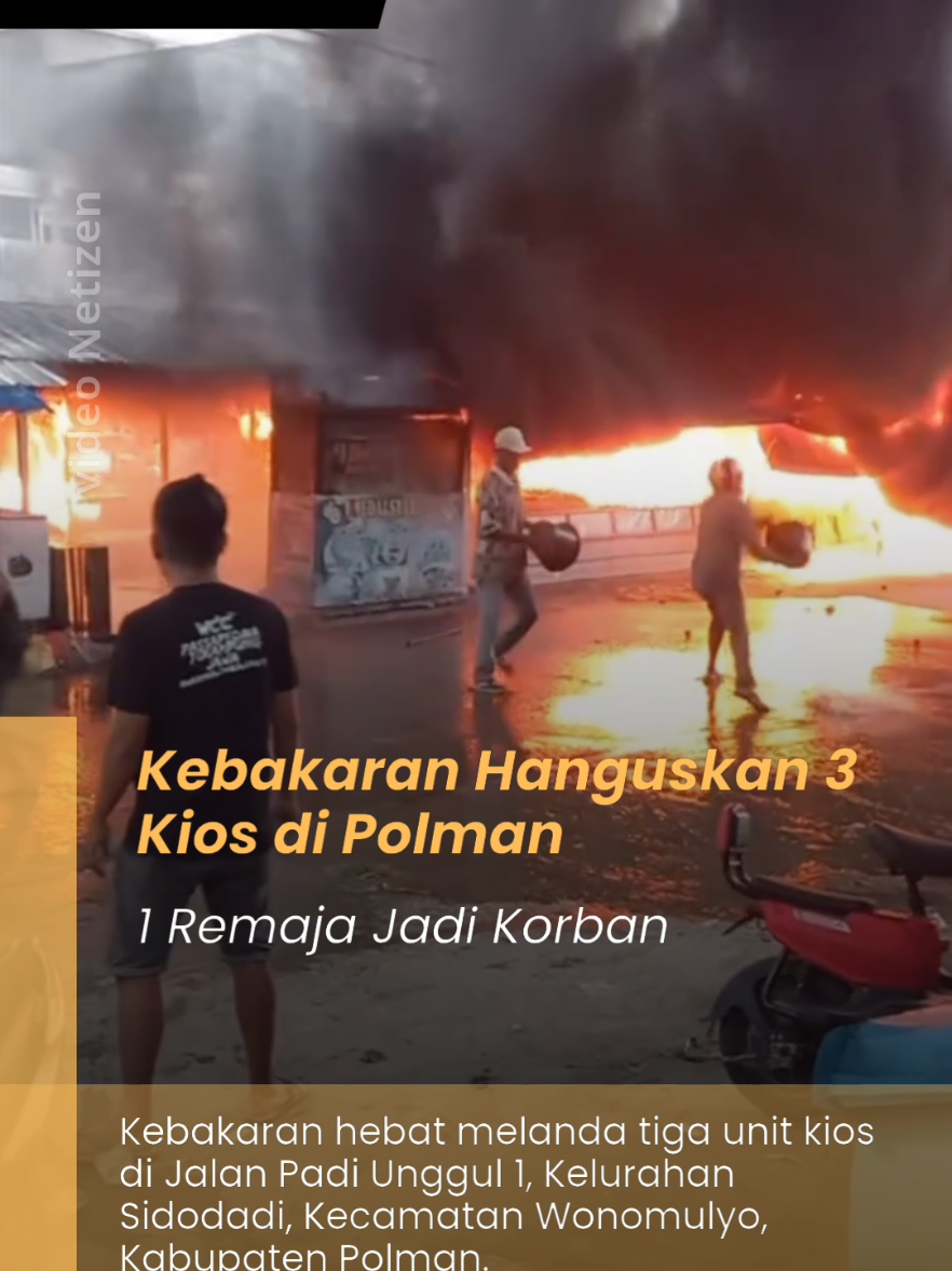 Telah terjadi kebakaran yang menghanguskan tiga unit kios di Jalan Padi Unggul 1, Kelurahan Sidodadi, Kecamatan Wonomulyo, Kabupaten Polewali Mandar, Rabu sore. Kapolsek Wonomulyo, AKP Sandy Indrajatiwiguna, menjelaskan bahwa kebakaran terjadi sekitar pukul lima sore dan diduga dipicu korsleting listrik. Dalam insiden ini, seorang remaja berusia 15 tahun meninggal dunia setelah terjebak di dalam kios. Sementara itu, tiga kios beserta sejumlah barang berharga seperti sepeda motor, tabung gas, uang tunai, dan telepon genggam ikut hangus terbakar. Empat unit mobil pemadam kebakaran dikerahkan untuk memadamkan api, dan situasi dinyatakan kondusif pada pukul enam lewat tiga puluh menit. Polisi mengimbau masyarakat agar lebih waspada terhadap instalasi listrik di rumah maupun tempat usaha guna mencegah terjadinya kebakaran serupa. #BeritaTerkini  #InfoSulbar #Kebakaran #PolmanUpdate #BeritaHarian