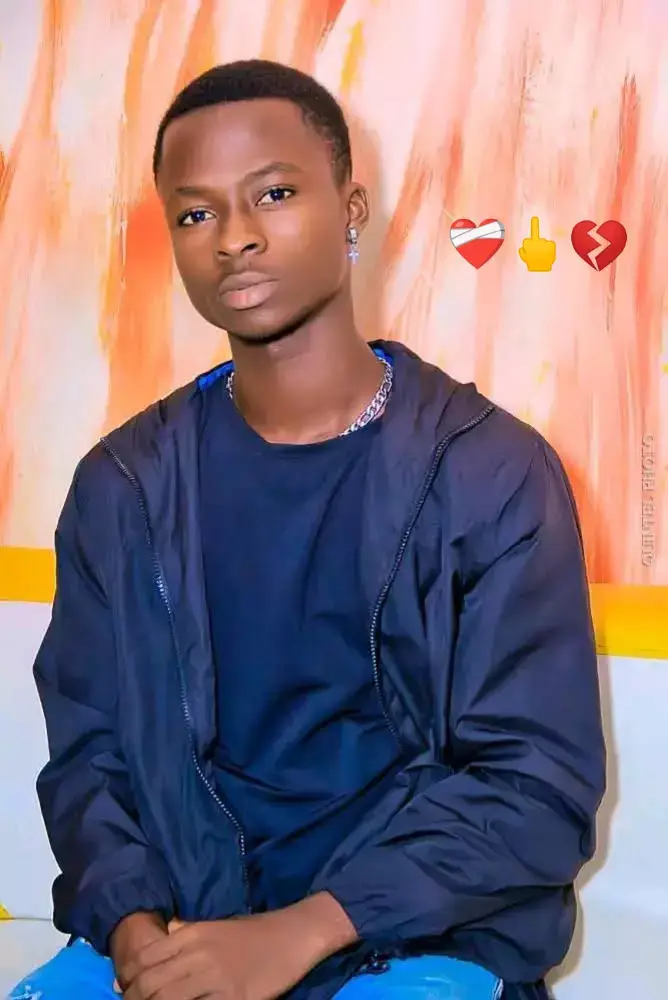 L'amour lourd est ce fardeau à porter. @isouch🤴 @LE GOAT DES PRANKS #Love #debloquemesvue🥲🙏🏽 #fyo #cotedivoire🇨🇮 