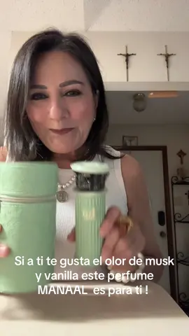 Este olor de musk y vanilla es delicioso que te va durar todo el día ! 