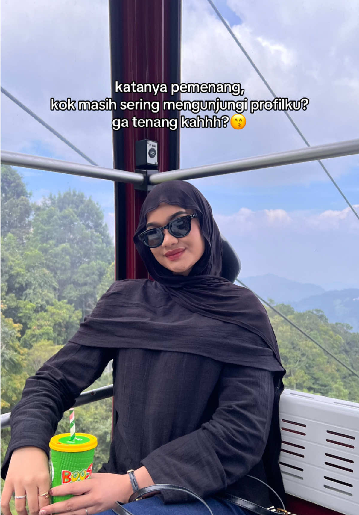 stalk aja, lagi liburan nih