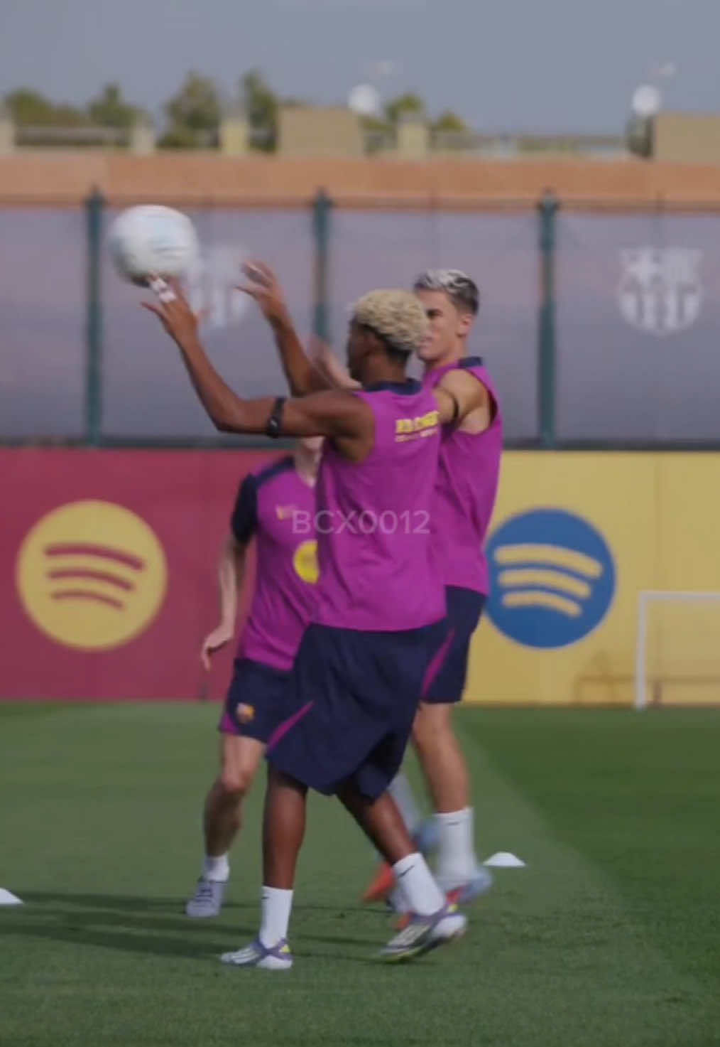 the boys having fun in training 🤗🤗  • • • • • • #fyp #foryou #foryoupagе #fcbarcelona #viscabarca 