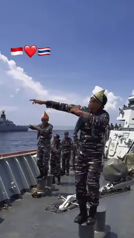 กองทัพเรือไทยจะฝึกร่วมในทุกๆปี กับประเทศอินโดนิเชีย ภายใต้ชื่อ Sea Garuda โดยจะสลับกันฝึกเช่นปีนี้ฝึกในประเทศไทย