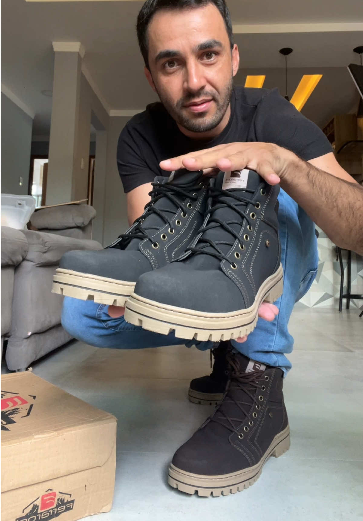 Bota Coturno Masculino Resistê