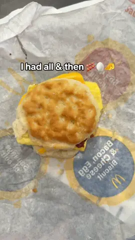 Scrum-diddley-umptious 🥓🥚🧀 @McDonald’s @McDonald’s Corporate #mcdonalds #breakfast #bacon #egg #biscuits 