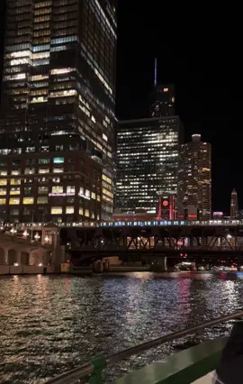 Amazing🌆💘🚃 #chicago#illinois#foryou#