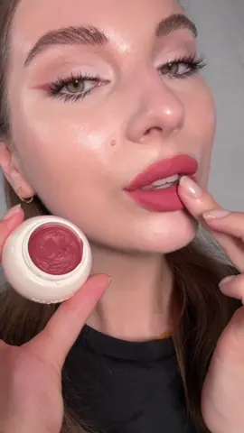 Blurred, plump, and pillowy 👄 ID: 159104762 #SHEGLAM #SHEGLAMLippot #newmakeup #lip #lipsmakeup #lipcare #LipTrend
