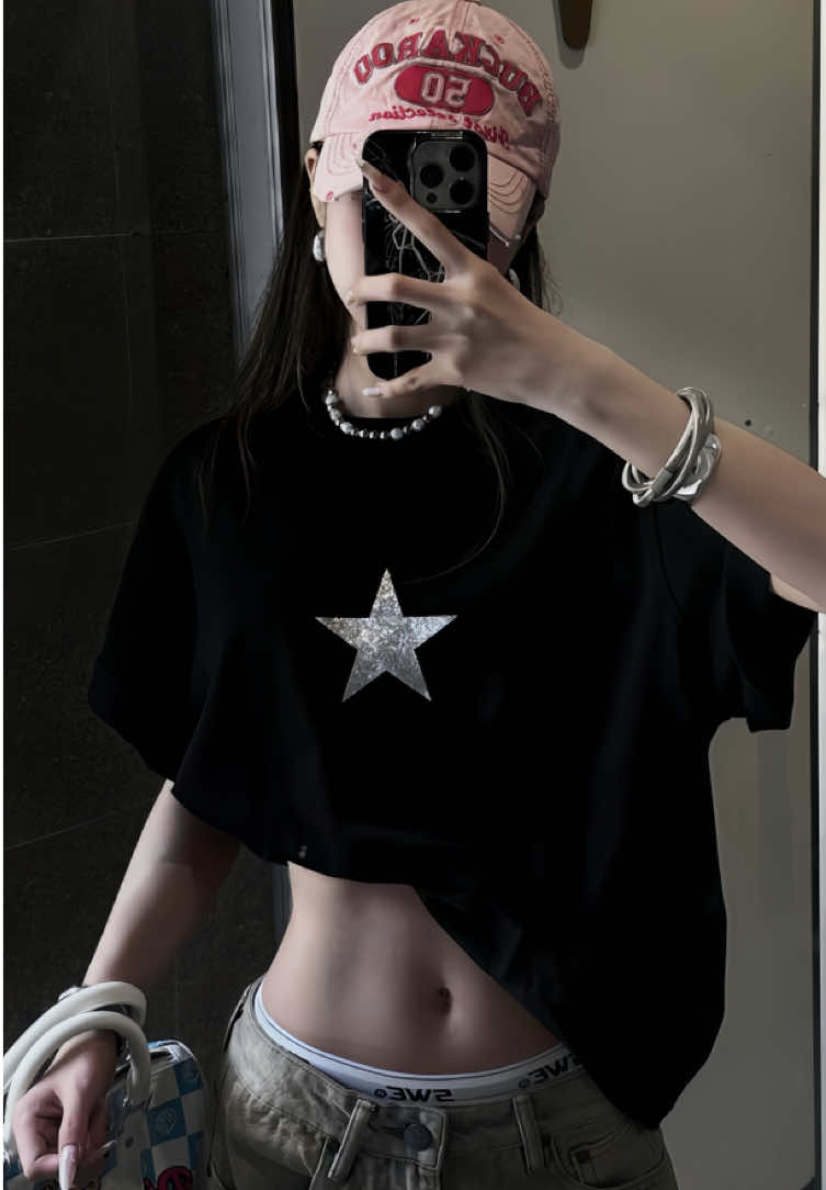 ÁO THUN BOXY SHOOTING STARS 🌸 #xuhuong #thoitrang #oufit #viral #localbrand 