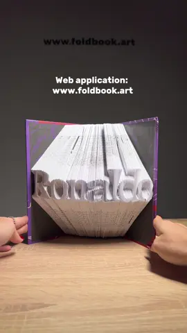 Web application: www.foldbook.art 🔥 #ronaldo #books #foldbook #cristianoronaldo 