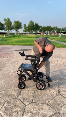 Electric Foldable Wheelchair – Lightweight, Portable, and Freedom on the Go #ElectricWheelchair #MobilityAid #WheelchairLife #MobilityMatters #AccessibleLiving #WheelchairCommunity #AdaptiveLiving #AccessibilityForAll #MobilitySolutions