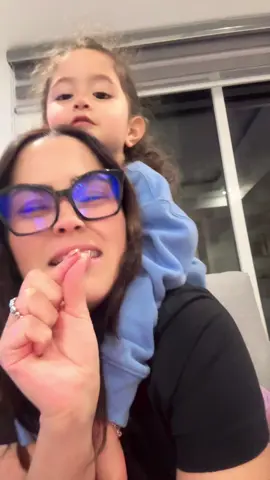 Solo 30 segundos plis 😂 #kids #momanddaughter #fyp 
