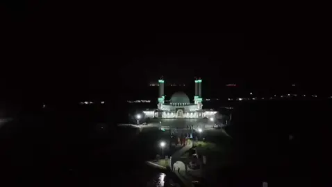 mesjid asy syajarah, mesjid pulau kadap yg berada di wilayah kebun PT Hasnur citra terpadu, rezeki bukan hanya berupa uang, pemilik perusahaan & para pimpinan yg baik juga termasuk rezeki dari Tuhan #hasnurgroup #hasnurcitraterpadu #tapin #binuang #rantautapin 