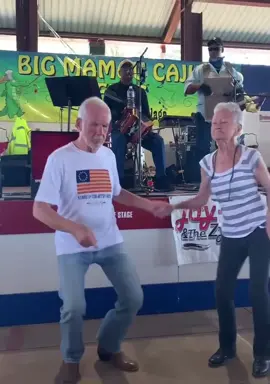 Get it! People having fun.#Love #support #funny #perfect 
