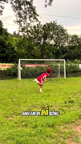 Hôm nay đi đá bóng gặp kiểu cầu thủ lạ quá anh em ạ #football #khánhtrầnsoccer #khánhtrần #XịtngănmùiLamia #KhửMùiCùngLamia #Xịtthơmbạchà #KhóaMùiCấpTốc