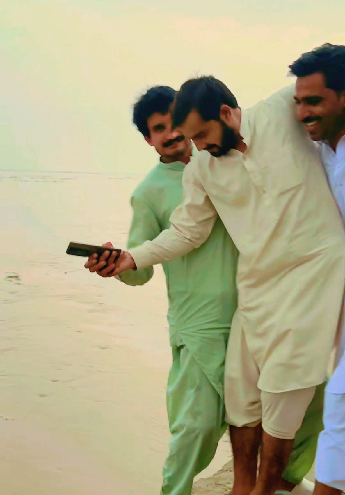 River sati#foryoupage #bonita #alhumdulillah_4everythin #kakajani #tiktokshop @Zunair Kamboh @Professor Isa Ali Pantami @Alina Amir @sofiia_5_ @kakajaniok1 @sairam. Baloch,❤️❤️❤️❤️ @Ch Talha Goraya 