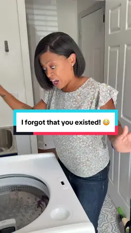 Do you forget laundry once it’s in the washer or is it just me? 🤦🏾‍♀️😂 Double tap ❤️ if you end up having to rewash your clothes! I don’t mind doing laundry but I never remember to move the clothes from the washer to the dryer. Which really sucks for my wife when she asks me to wash something specifically because she needs to wear it! Oops! #wlw #wlwcouple #lgbtcouple #wifelife #wlwcouple 