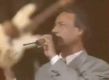 احبك ليش؟ اني مادري #رياض_احمد #fyp #foryou #Sing_Oldies #explore 