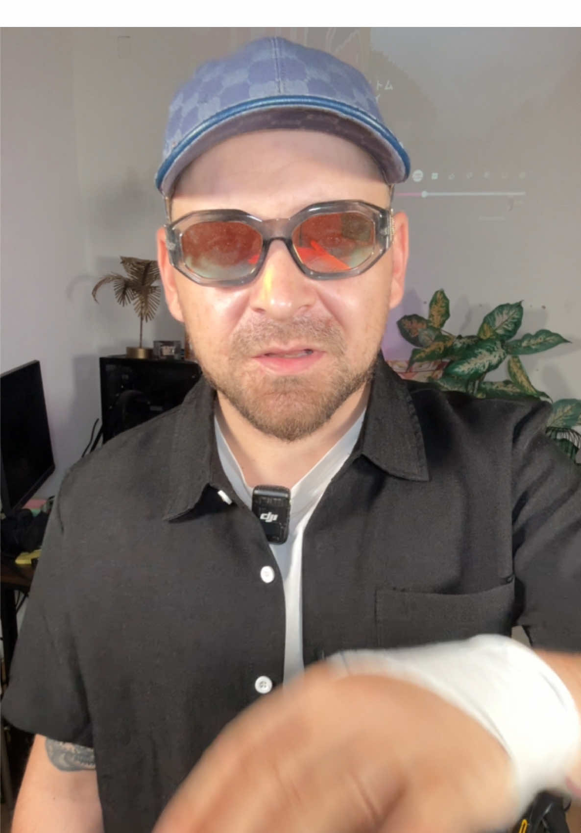 Profite des soldes Tiktokshop avec les #OffresPourToi et chope ton article à prix réduit en cliquant sur le panier orange en bas à gauche de la vidéo #bonplan #parfum #collectionauthentique #promo 