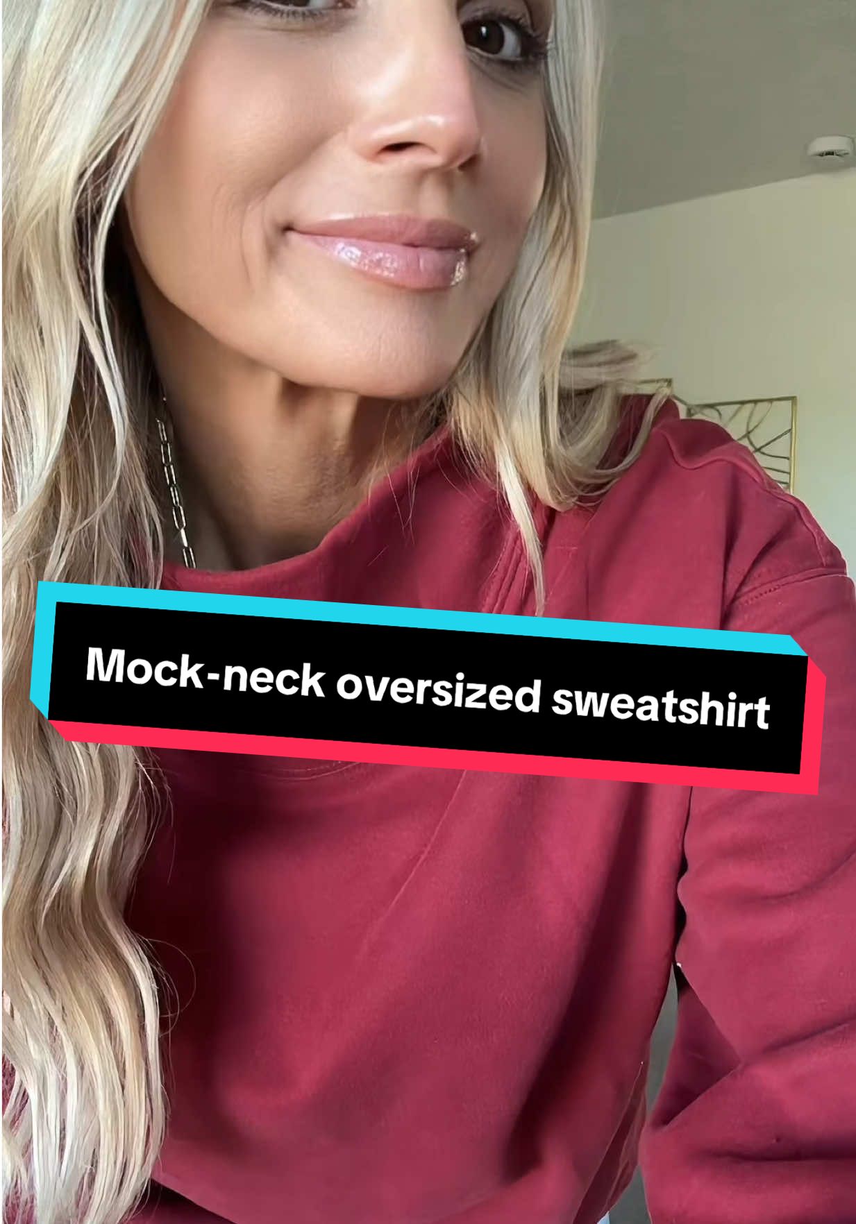 I love this sooooo much!😍I want it in every color! Wearing size small @@anrabess_us##sweatshirt##oversizedshirt##casualchic##turtleneck