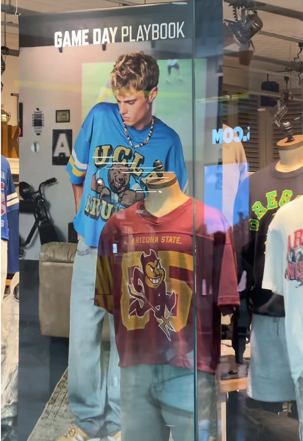 crazy !! @hollister 