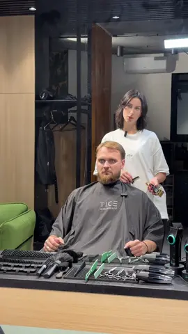 Нормальний, натуральной. #barbershop #barber #київ #стрижка #barberua 