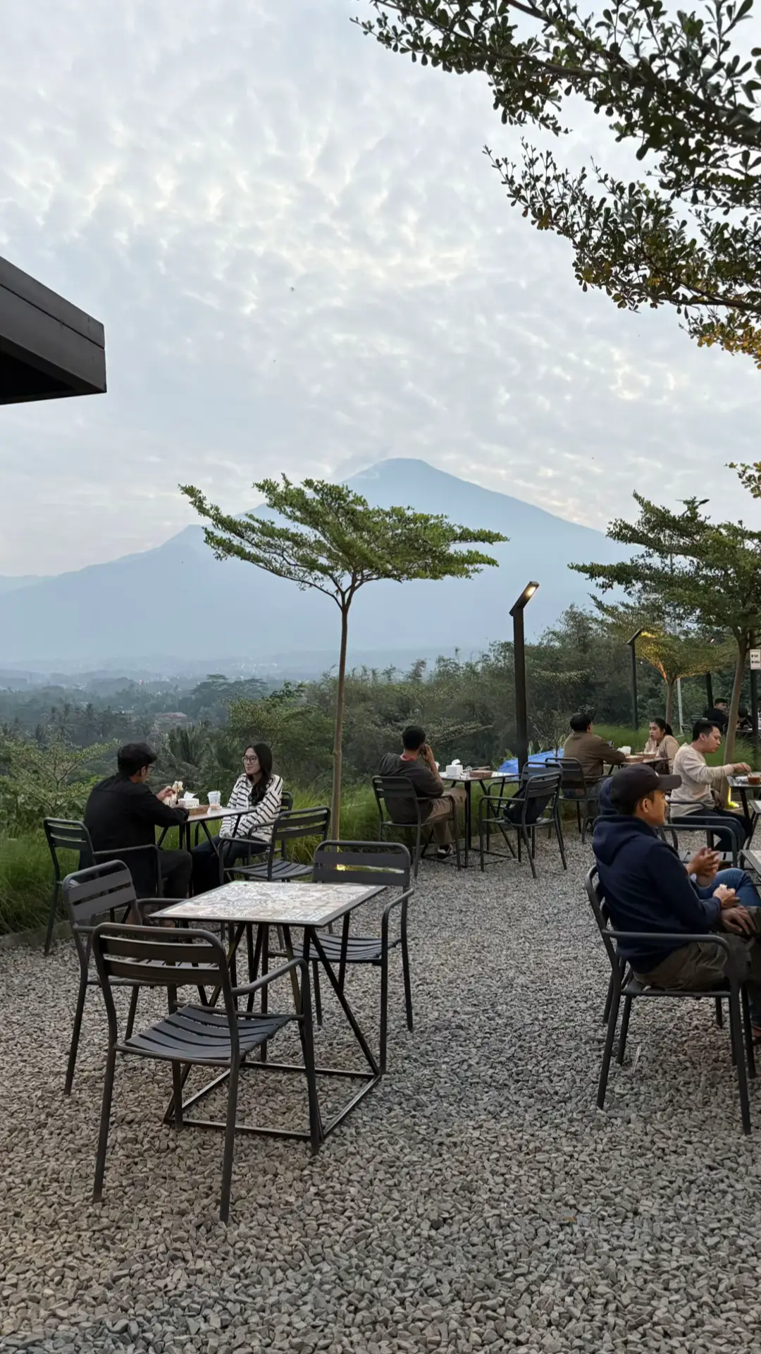 @Kedai Tresha #kedaitreshakuningan #cafekuningan #kuninganjawabarat #dump #fyppp 