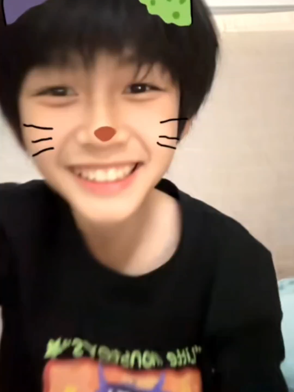 Trả lời @kim_azhh Ông Lý Phi đâu đến đây cho tui 😆😆. ( 咕叽、) | Trai đẹp trung Quốc.  #tfgiatoc #lyphi #咕叽、#traideptrungquoc #traitrungquoc 