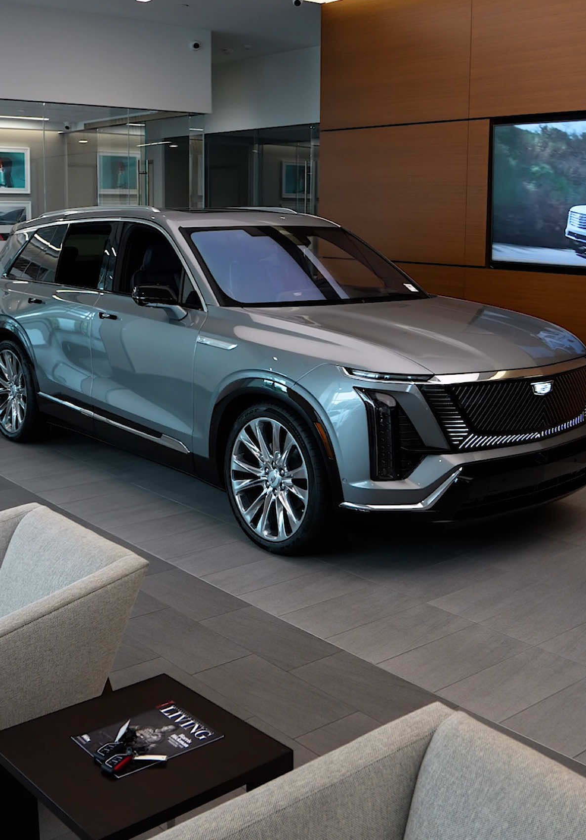 Step inside the 2026 VISTIQ and you’ll find premium quilted leather for unmatched comfort. Outside, the synchronized LED lighting feels cinematic, see it for yourself at your local SoCal Cadillac dealer. 🎥: 2026 VISTIQ Platinum in Argent Silver Metallic