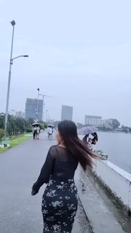 ဟိုကောင် ဘာကြည့်တာတုန်း 🤣🤣 ကောင်မလေးရှေ့ထားပြီး 😆 #fypシ゚ 