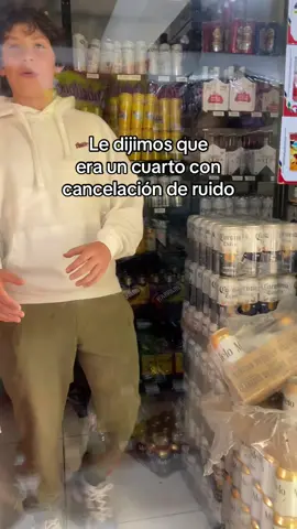 No se escucha cuando gritas                                                                           #humor #broma #fyp #makemefamous #parati 