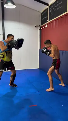 # MUAY THAÏ SPARRING TECHNIQUE TURNED PAIN INTO POWER 🥊 ⚡️
