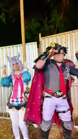 sigewinne e wriothesley caramelldansen!! @Genilson Frazao #sigewinne #wriothesley #sigewinnecosplay #wriothesleycosplay #GenshinImpact 
