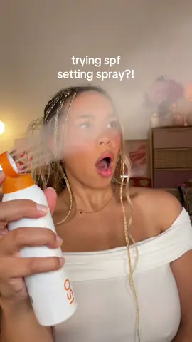 i didn’t know spf setting spray was a thing until now but wow i think i’ve found the easiest way to reapply sunscreen over makeup!! 😍 #sunscreenspray #settingspray #spf #skincare #makeuphacks 