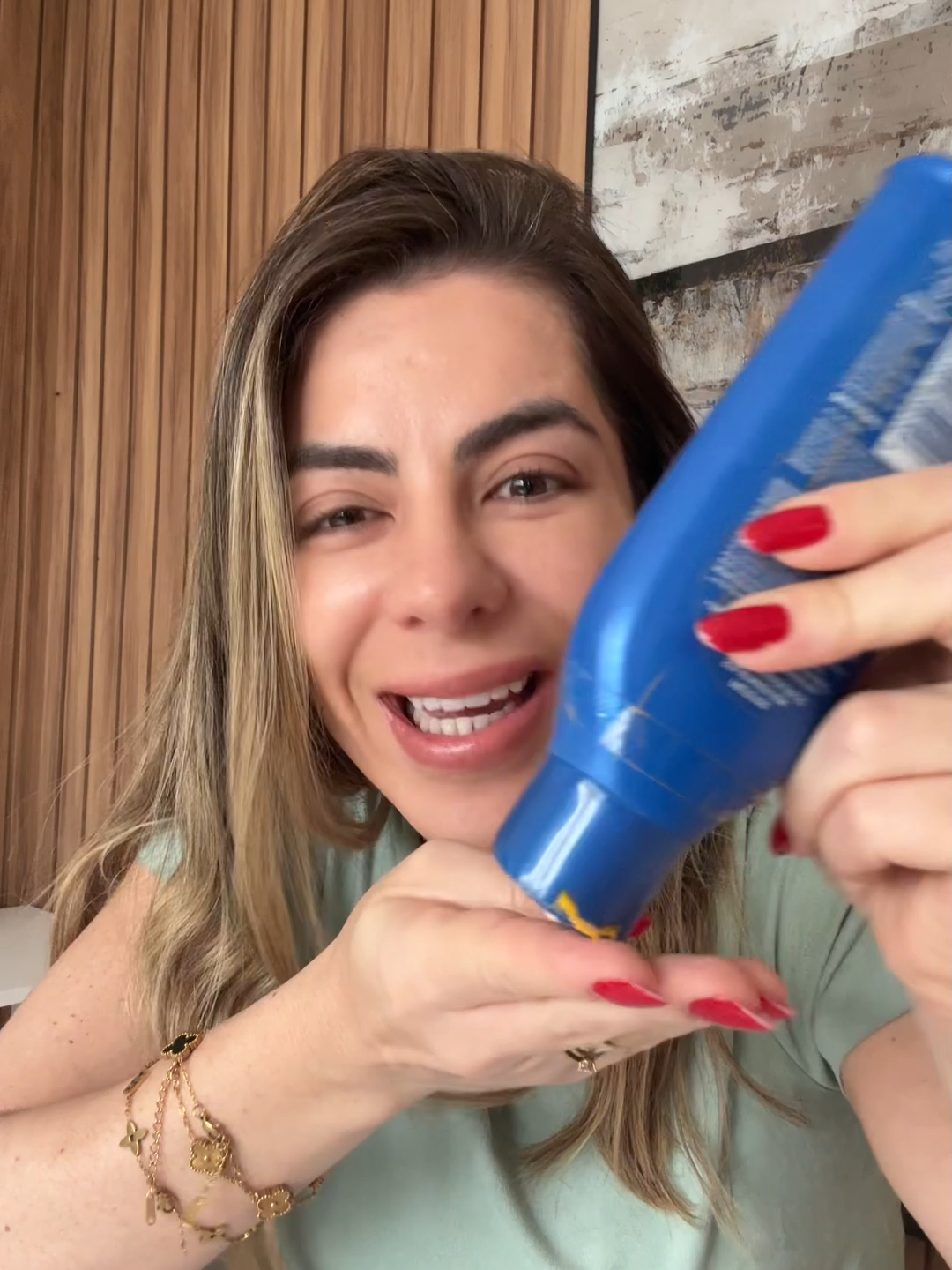 Protetor solar é importante, mas sozinho não salva sua pele… e pode até prejudicar o colágeno! 😱 #rejuvita #colageno #rejuvenescimento #autoestima #cuidadoscomapele