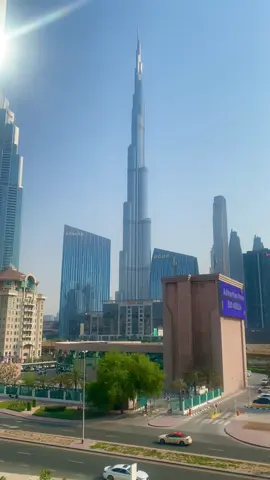 😂🥰 🇦🇪  #burjkhalita #dubai #difc #dubailife #eiffeltower #italy