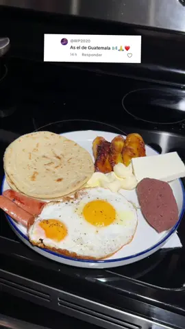 Desayuno Guatemalteco🇬🇹 me quedé súper delicioso y lo disfruté mucho. #cooking #desayuno #foodtiktok #nicaenusa🇳🇮🇺🇸 #Recipe 