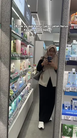 🙂 sosial media mah yang bahagia aja ye kan 🫠🫠🫠🤣🤣🤣🙏🏻 yang sedih” mah ke someone aje 🙏🏻🤳🏻 #masyaallahtabarakkallah❤❤❤ #pejuangwon🇰🇷🇲🇨 #kulikorea🇮🇩🇰🇷 
