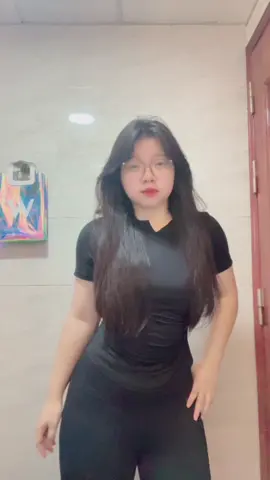 =)) ok#xh #xuhuongtiktok #viral #dance #serena🥰🎀 