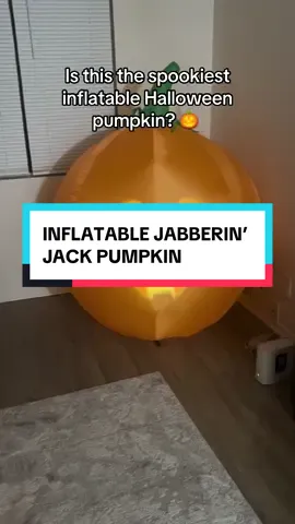 The inflatable Jabberin’ Jack is 5 feet tall and has 80 minutes of unique animation! #inflatable #decoration #halloween #pumpkin #projector 